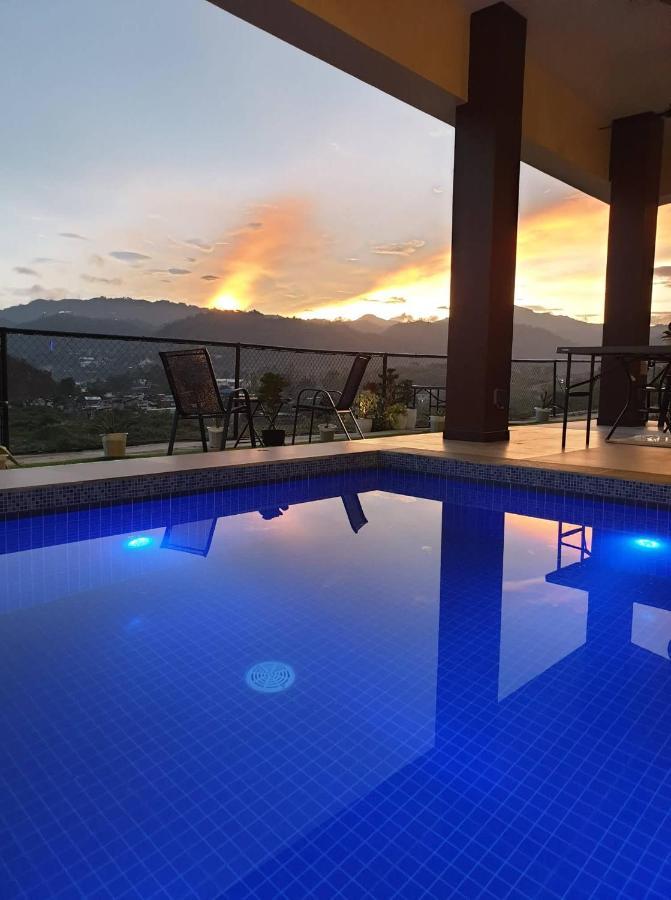 Mountain Facing Villa With Private Pool Mandaue-stad Buitenkant foto